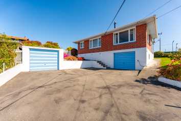 20 Sherratt Street, West End