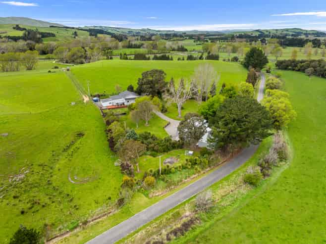 42 Jacksons Line, Masterton