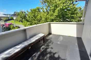 25 Hartford Crescent, Totara Park