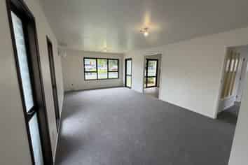 3 Apirana Avenue, Regent