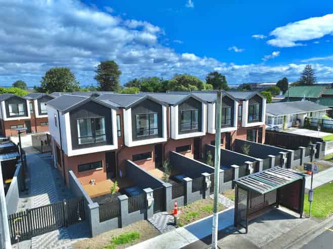5/1 Tennessee Avenue, Mangere East
