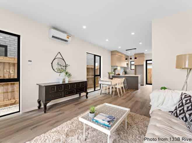 133C&D Riverpark Crescent, Henderson