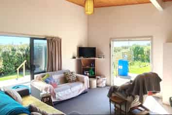 150 Stent Road, Okato