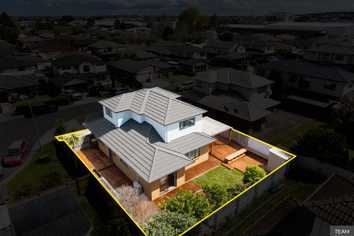 8 Hansen Place, Takanini