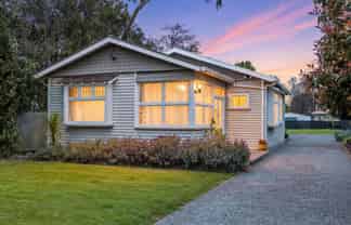 57 Torrens Road, Addington