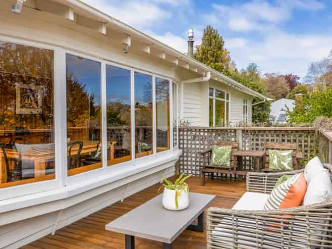 4 Hackthorne Road, Cashmere