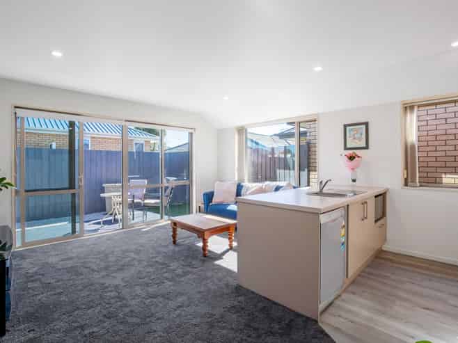 8B Mortlake Street, Islington
