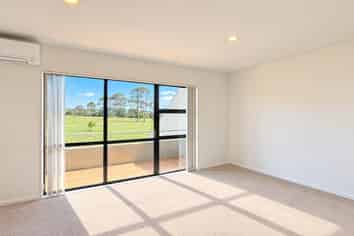 61A Renoir Street, West Harbour