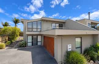 61A Renoir Street, West Harbour