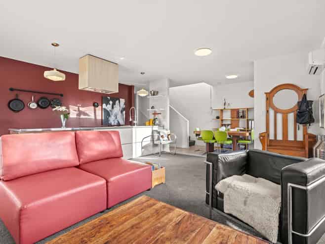3/670 Ferry Road, Woolston