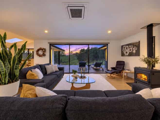 1211b Weranui Road, Wainui
