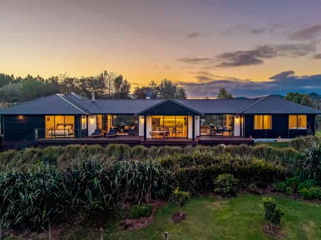 1211b Weranui Road, Wainui