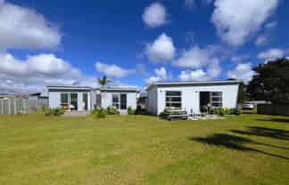 108 Mahoe Place, Matarangi