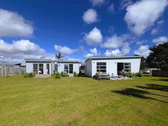 108 Mahoe Place, Matarangi