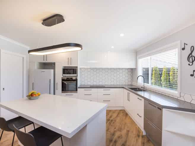 33 Coutts Way, Fitzherbert