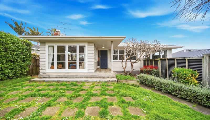 17 Appleyard Crescent, Meadowbank