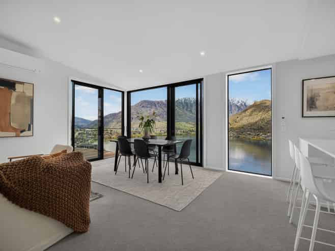 62B Middleton Road, Queenstown