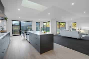 67 Te Whaiawa Creasent, West Melton