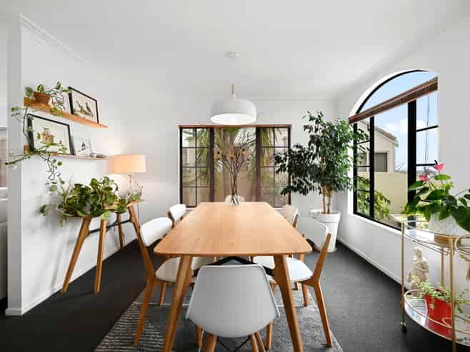 19 Western Heights Drive, Western Heights