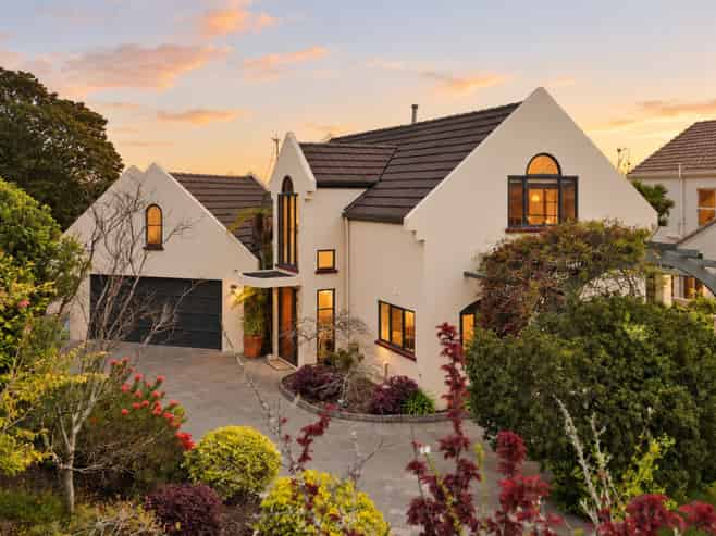19 Western Heights Drive, Western Heights