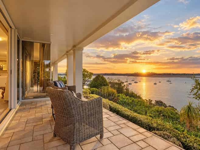 16 Te Akau Crescent, Half Moon Bay