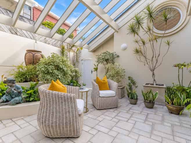 16 Te Akau Crescent, Half Moon Bay