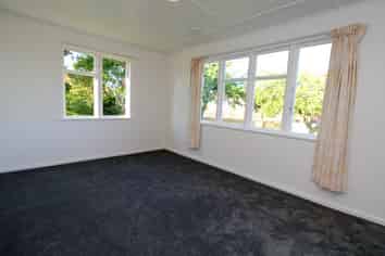 16 Christian Street , Dannevirke
