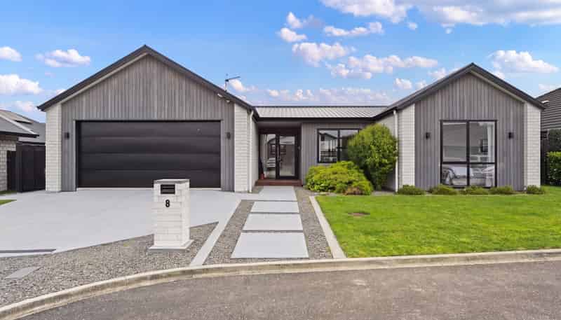 8 Carnachan Street, Cambridge