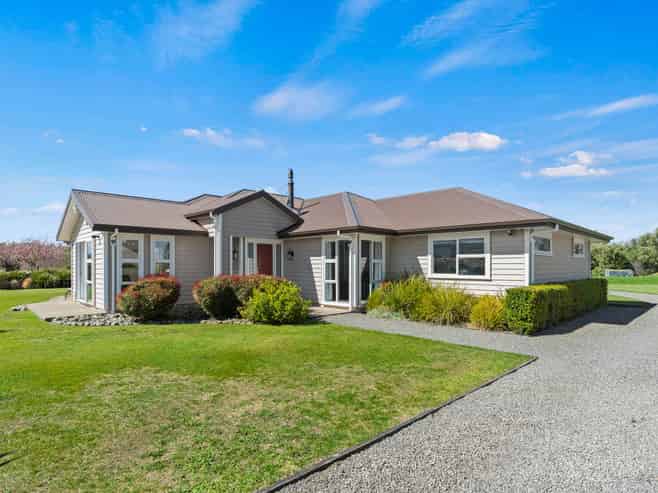45 Governors Green Drive, Greytown