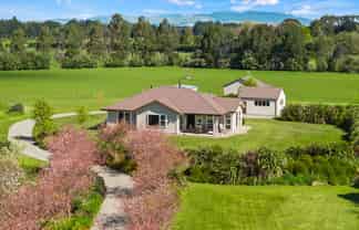 45 Governors Green Drive, Greytown