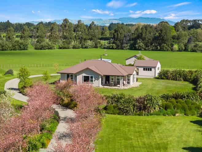 45 Governors Green Drive, Greytown