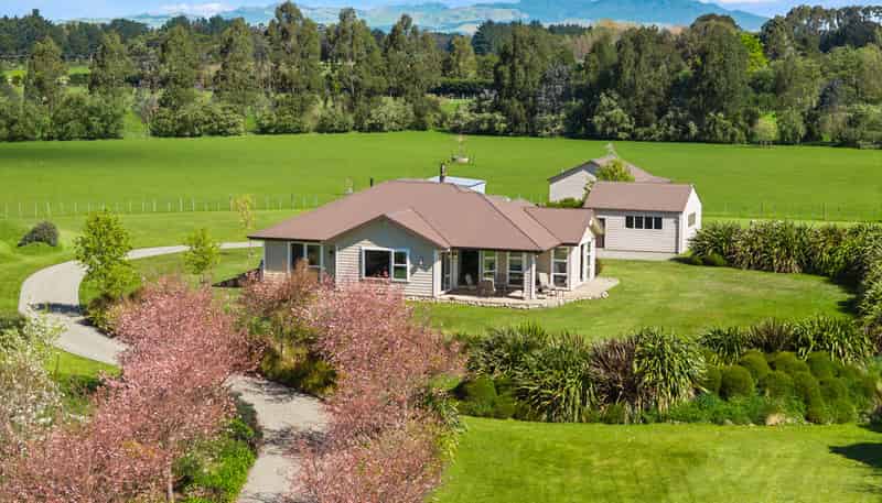 45 Governors Green Drive, Greytown