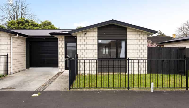 2/17 Walter Street, Fairfield