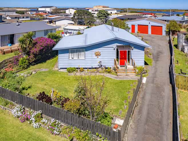 63 Hinau Street, Castlecliff