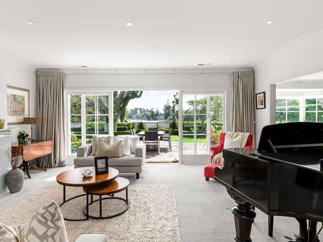 50 Lake Crescent, Hamilton Lake