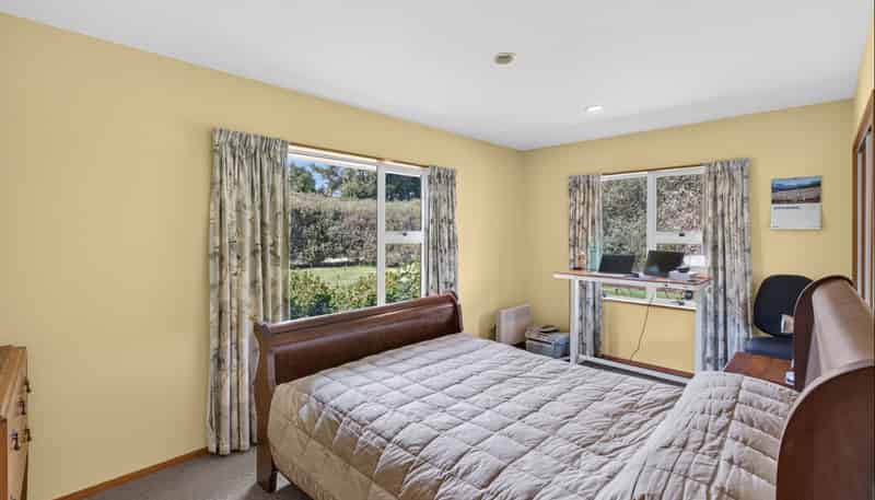 367 Norwood Road, Burnham