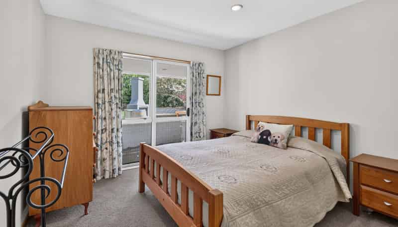 367 Norwood Road, Burnham