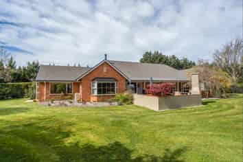 367 Norwood Road, Burnham