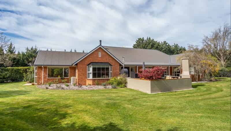 367 Norwood Road, Burnham