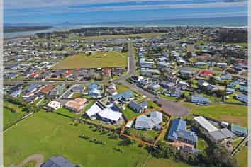 5 Low Avenue, Foxton Beach