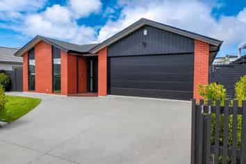 11 Frith Street, Milldale
