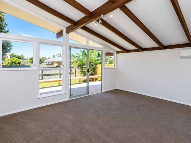 13 Ruapehu Street, Chartwell