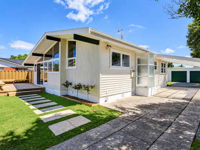 13 Ruapehu Street, Chartwell