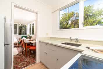 8/76 Waipapa Road, Hataitai