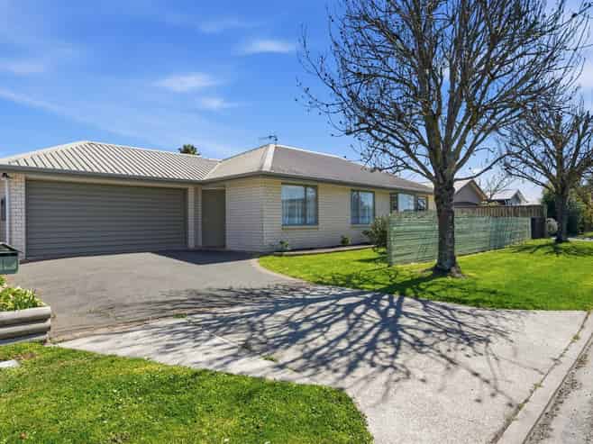 8 Atkins Street, Motueka