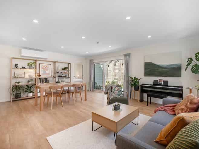 123 Silverstream Road, Crofton Downs