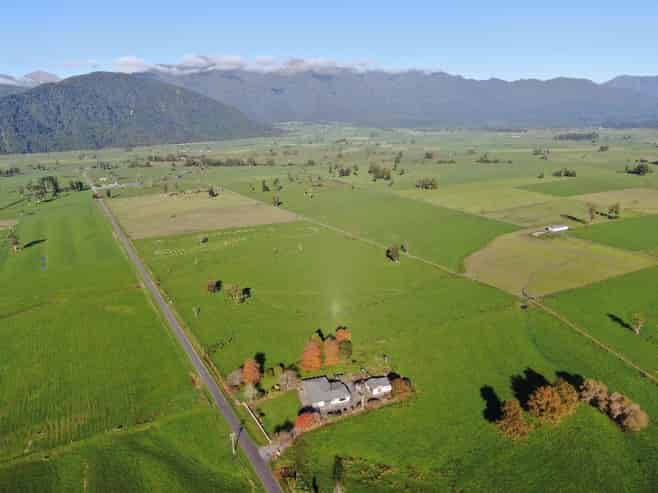 192-306 Johnston Road, Hokitika