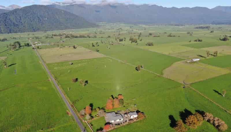 192-306 Johnston Road, Hokitika