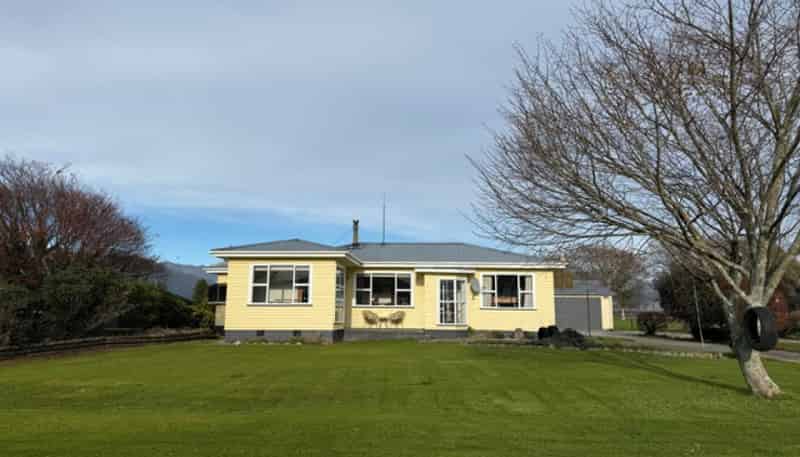 192-306 Johnston Road, Hokitika
