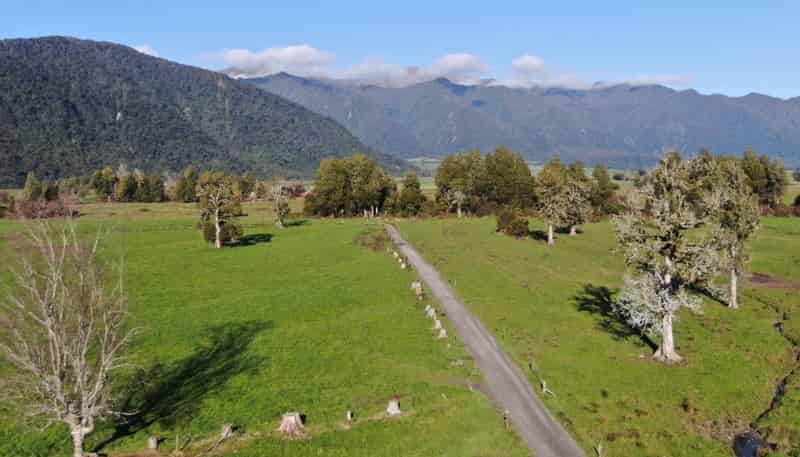 192-306 Johnston Road, Hokitika